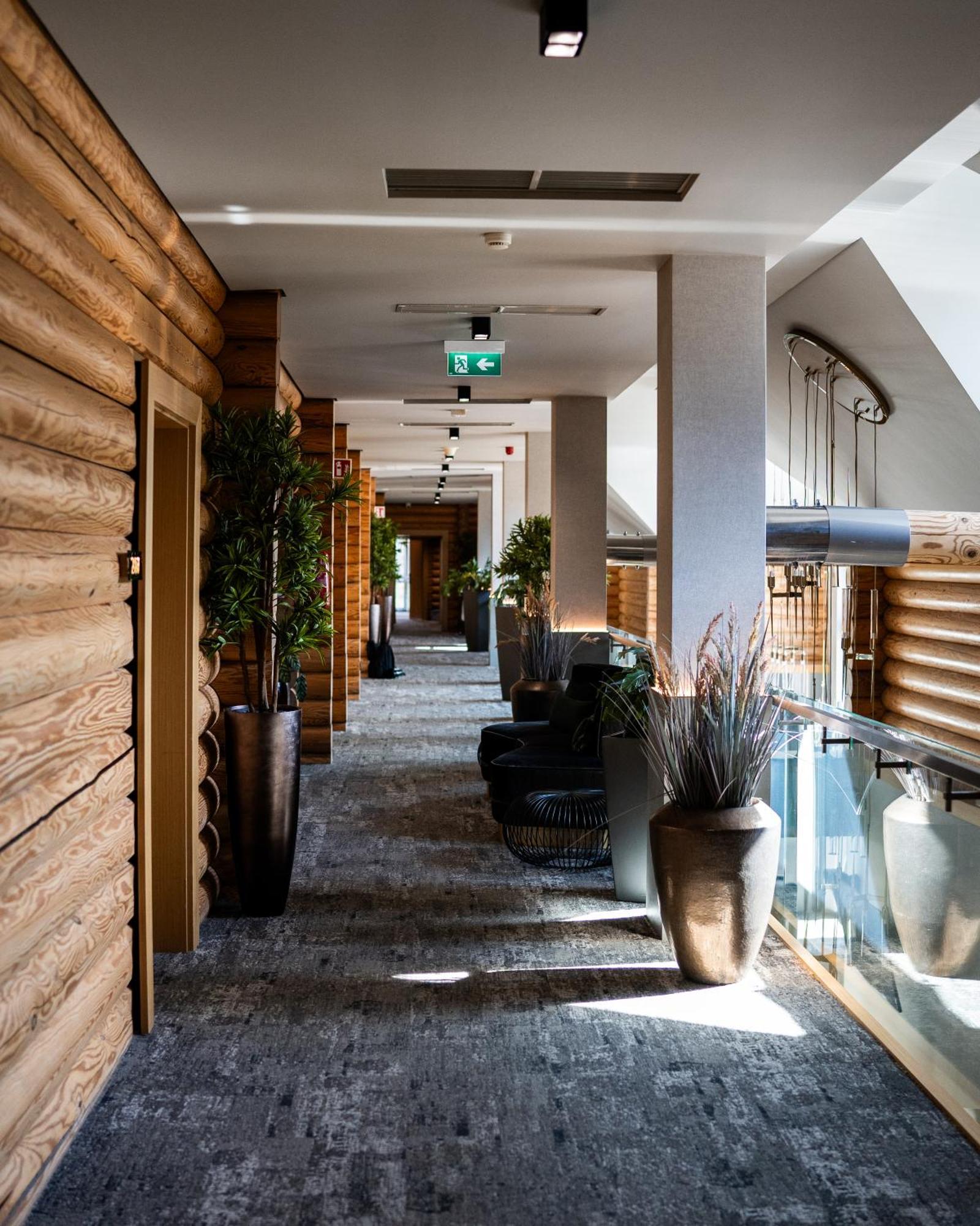 Avalon Resort & Spa 미슈콜츠 외부 사진